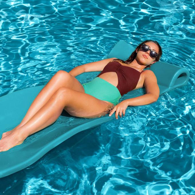 pool float with headrest